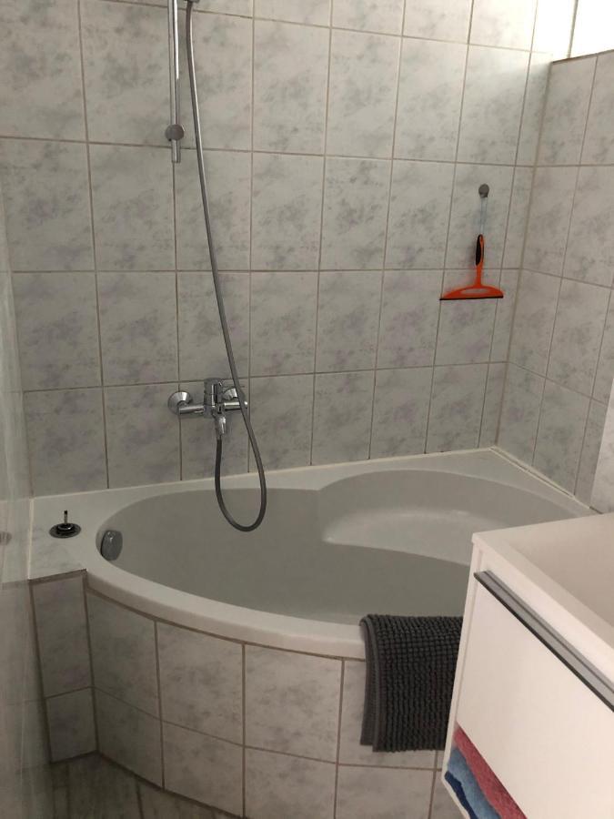 Haus-Katharina Appartement Keulen Buitenkant foto